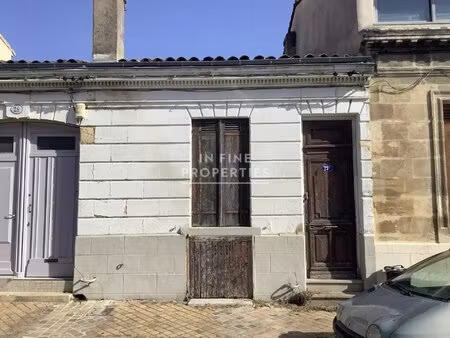 echoppe a renover 45 m²