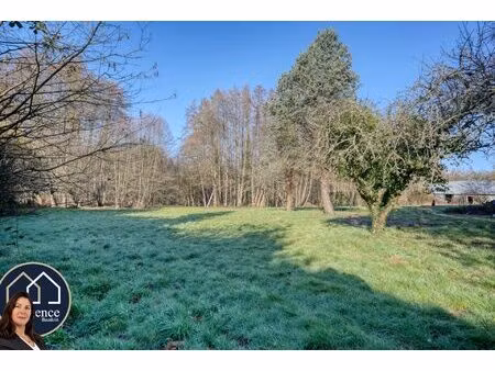 magnifique terrain constructible de 1433m2 - située au calme da