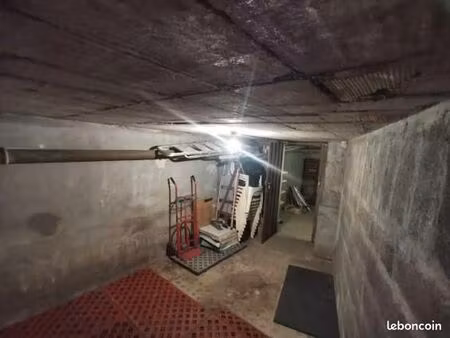 location cave box stockage de 12m2