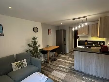 location meublée en bail mobilité t2 40 m2 à tamaris la seyne sur mer