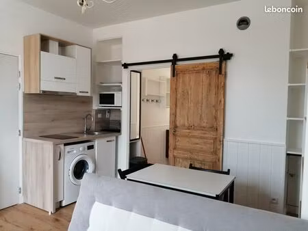 appartement meublé avec cour arrêt de tram zola à 7 minutes à pied de la gare le mans nord
