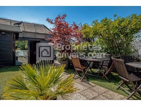 suresnes appartement 6 pièce(s) 263.92 m2