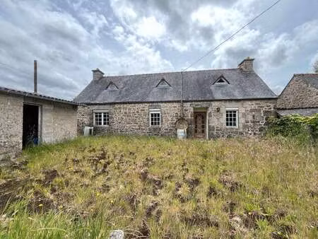 vente longère et corps de ferme à louargat (22540) : à vendre / 56m² louargat