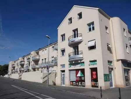 location appartement 3 pièces à nantes rond-point de paris - blanche de castille (44000) :