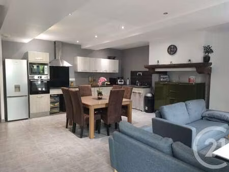 location maison meublé à montjean (53320) : à louer meublé / 94m² montjean