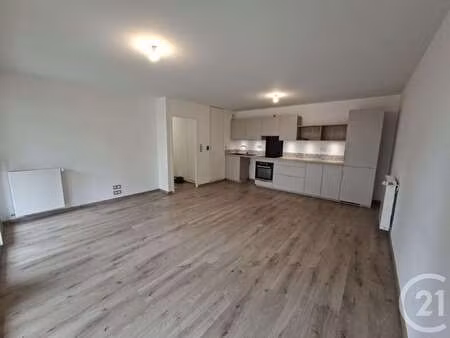 location appartement 3 pièces à vitré (35500) : à louer 3 pièces / 65m² vitré
