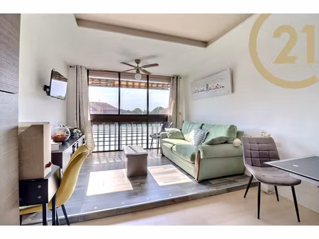 vente en exclusivite - frejus - proche centre - studio de 27