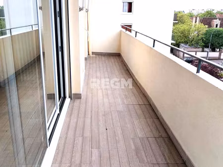 à louer appartement lumineux dans un secteur recherché