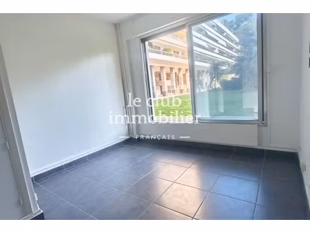 studio de 20m² situé à la super cadenelle