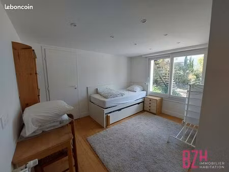 appartement 1 pièce 11 m²