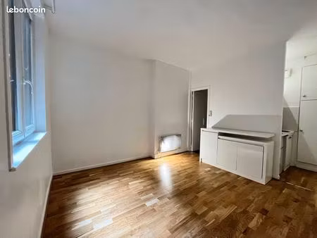 studio 1 pièce 18 m²