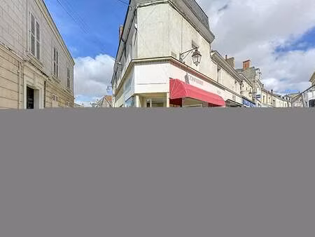 vente immeuble à thouars (79100) : à vendre / 148m² thouars