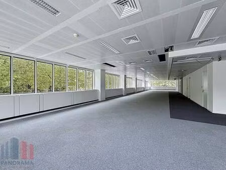 bien professionnel à louer à bruxelles € 14.993 (lp661) - panorama b2b brussel kantoren | 