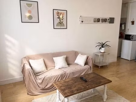 t2 meublé de 33 m² – très lumineux – idéal étudiant – 680 (eau et internet inclus) – vanne