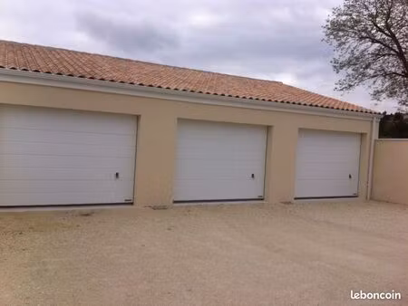 garage à louer