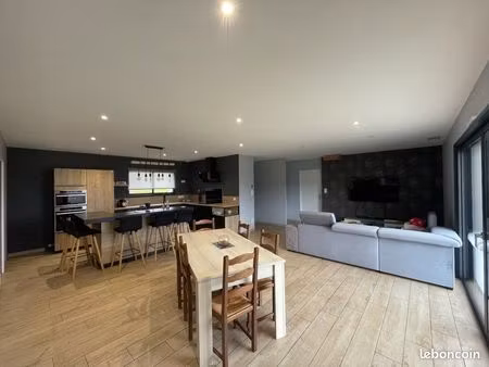 maison récente de 2021 – 133 m² avec piscine, grand jardin et vue pic du midi – bagnères-d