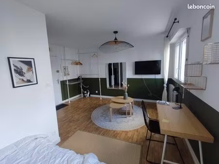 studio 1 pièce 23 m²