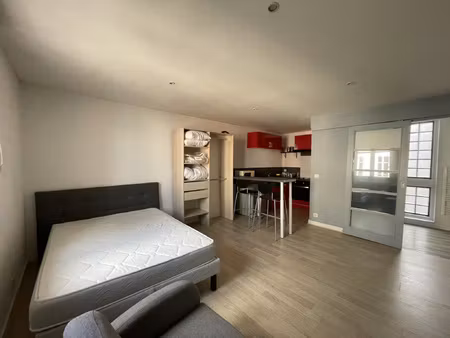 studio meublé hyper centre 25,85m2