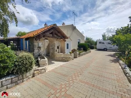 maison trois chambres avec grand terrain et atelier avec garage camping car