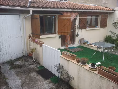 caudéran petite maison avec garage et jardin en 2e ligne
