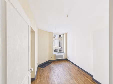 appartement nancy 2 pièce(s) cour privative