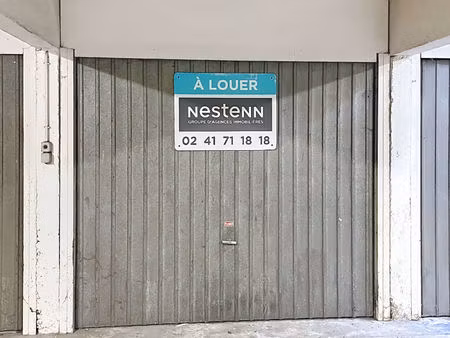 a louer box fermé / garage sécurisé