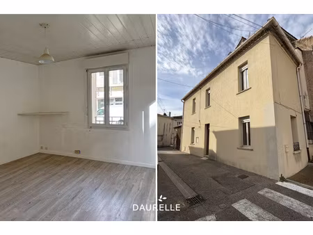 location maison de village à noves avec 2 chambres proche c