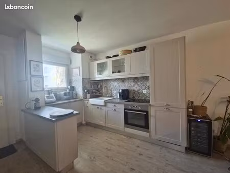 appartement 3 pièces 64 m²