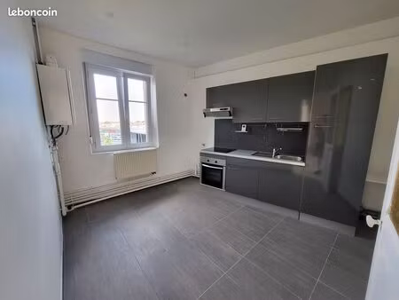 nancy, proche hopital central, appartement f 5
