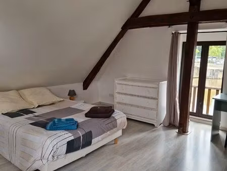 chambre meublée