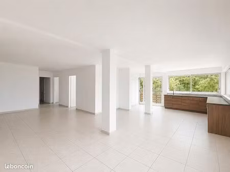 appartement 4 pièces 125 m²