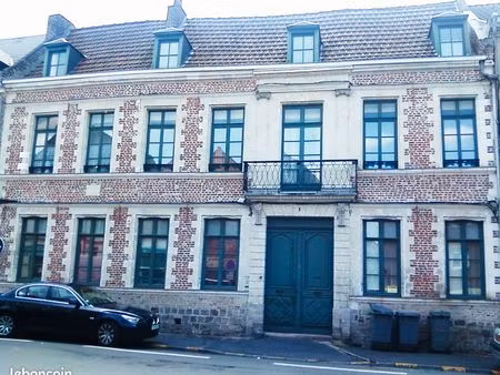 direct studio meublé 24m2 centre ville
