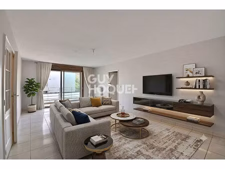 magnifique appartement t5 de 107 m² , traversant & lumineux, étage élevé, garage inclus, p