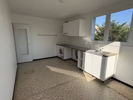 maison t6 - secteur du brezet