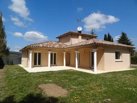 villa 4 chambres