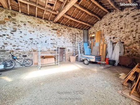 maison 5 pièces 305 m²