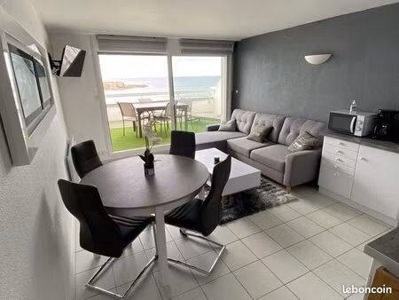 location appartement front mer