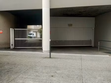a louer garage parking charpennes villeurbanne