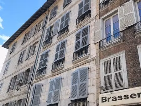 t2 rénové location etudiant