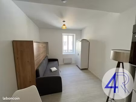 studio 1 pièce 23 m²