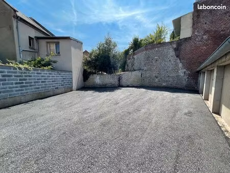 location garage centre ville peronne