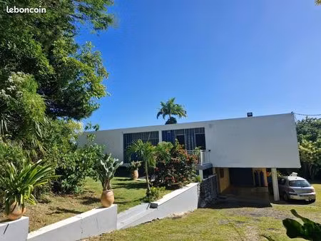 maison - 5 pièces - 140 m²