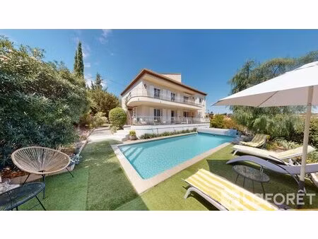 maison saint aygulf 8 pièce(s) 180 m2