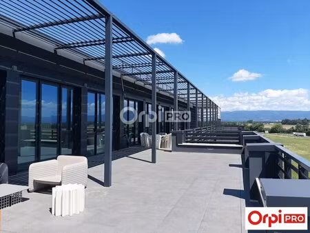 location bureaux 231 m²