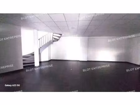 vente bureaux 330 m²