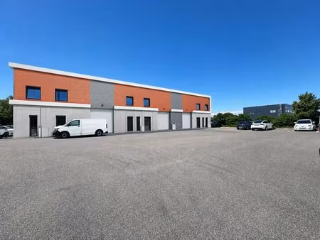 vente local d’activités meyzieu 69330 203m²