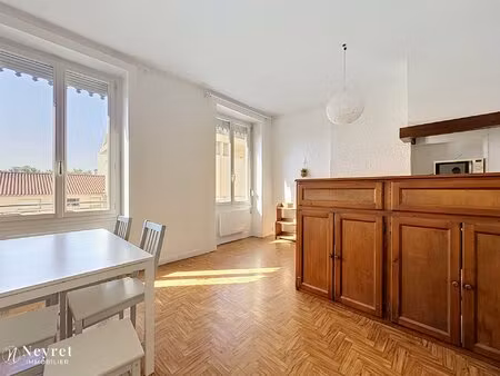 appartement t2 année 1900