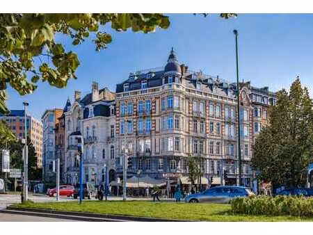 quartier cinquantenaire : duplex-penthouse