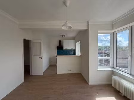 appartement 1 chambre lumineux – uccle / parvis saint-pierre