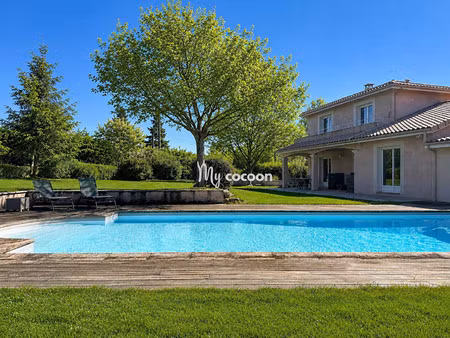 maison de luxe à vendre dans le quartier centre